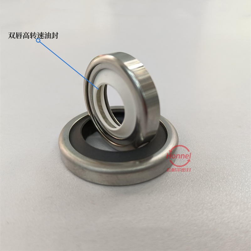双唇旋转油封